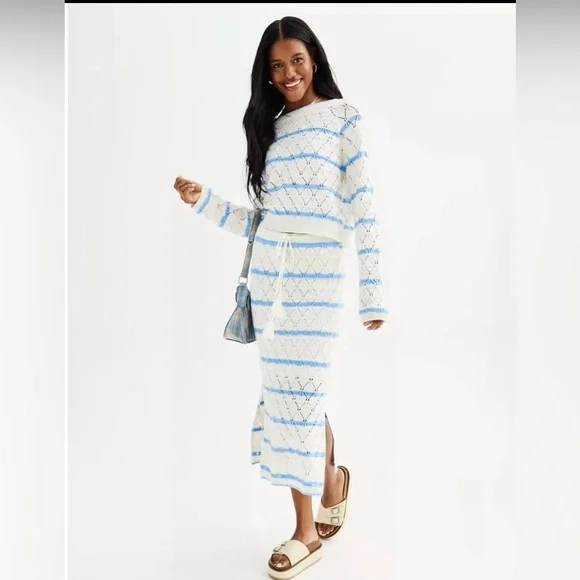 NWT Freshman Blue and White Knit Skirt Set $70 - Picture 1 of 12